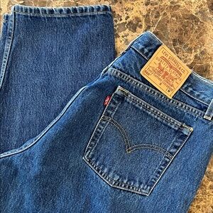 Vintage Levi’s 560 Loose Fit Straight Leg Women’s Jeans size 16 REG M